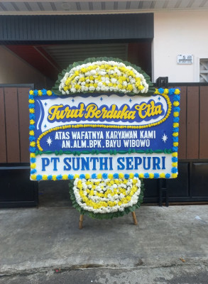 Papan Bunga Duka di Taba Lestari
