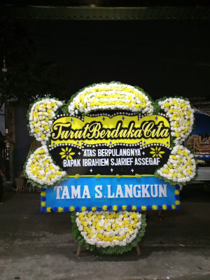Papan Bunga Duka di Taba Lestari