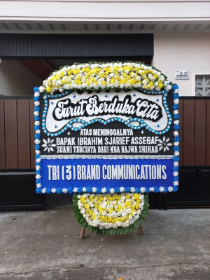 Papan Bunga Duka di Taba Lestari
